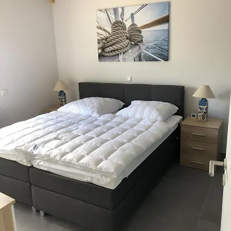 N8 Eingezaeuntes In Eckwarderhoerne *
